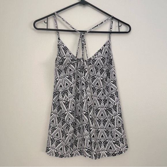 Abercrombie and Fitch Black and White Geometric Tank Top Size XS - Picture 2 of 6